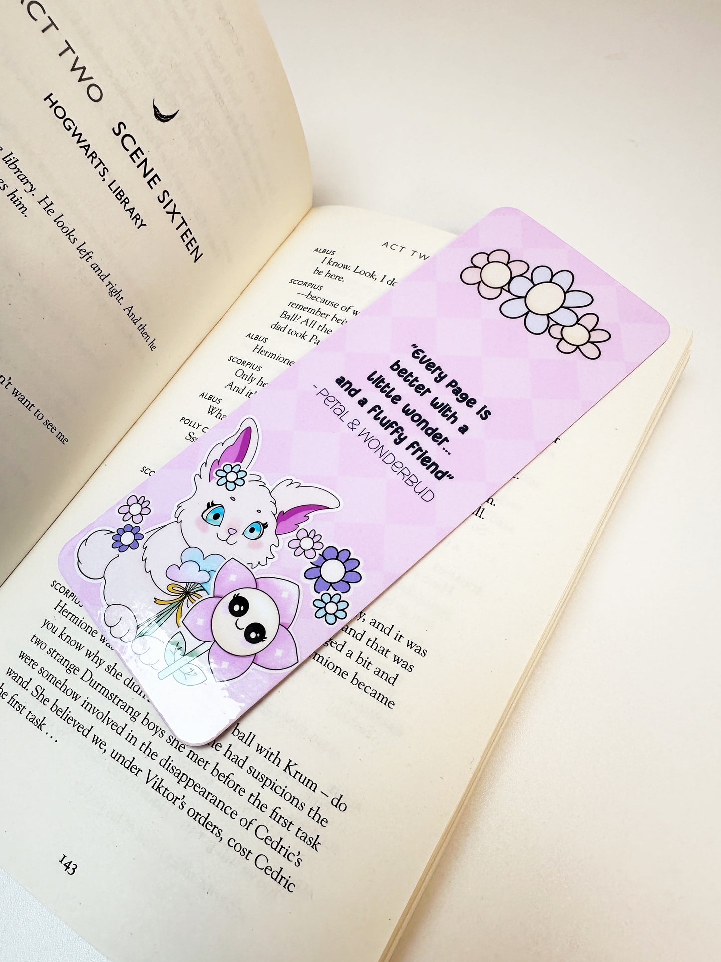 Wonderbuds Traditional Bookmark: Petal and Wonderbud